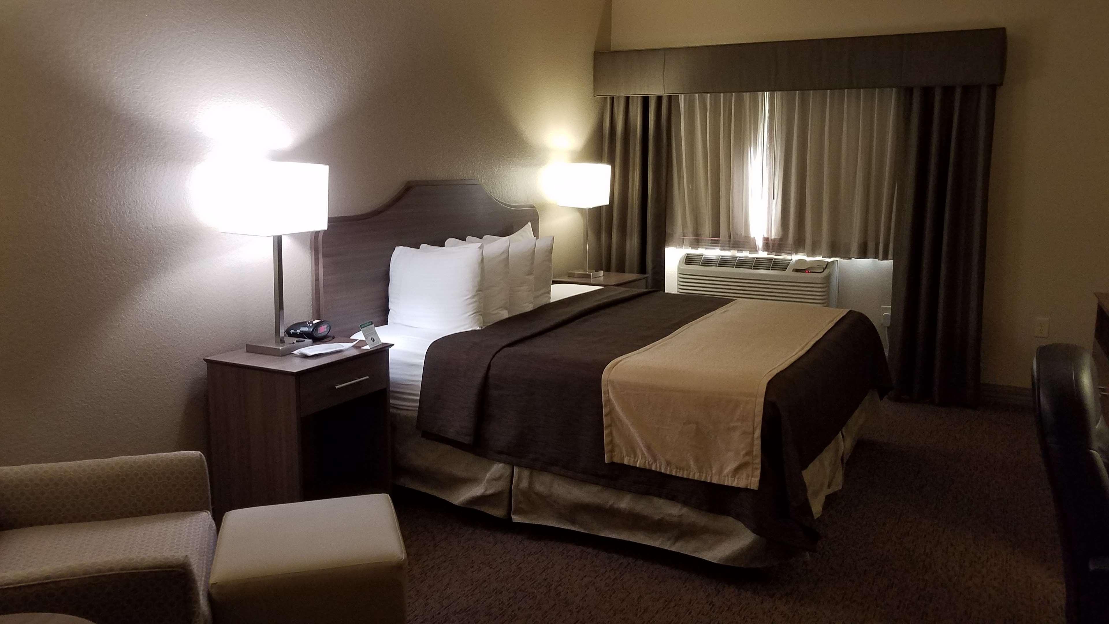 Best Western El-Quartelejo Inn & Suites Scott City Esterno foto