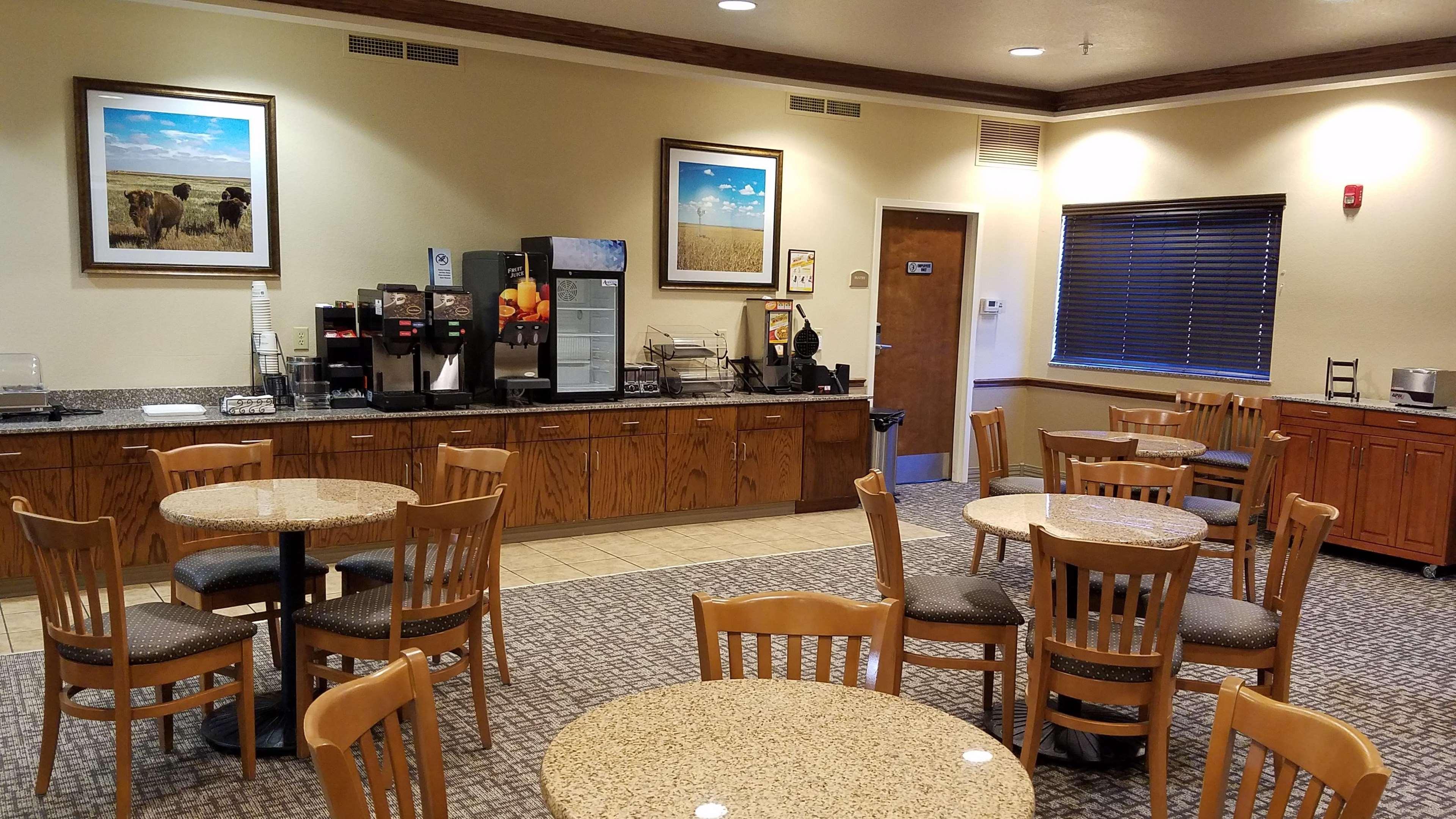 Best Western El-Quartelejo Inn & Suites Scott City Esterno foto