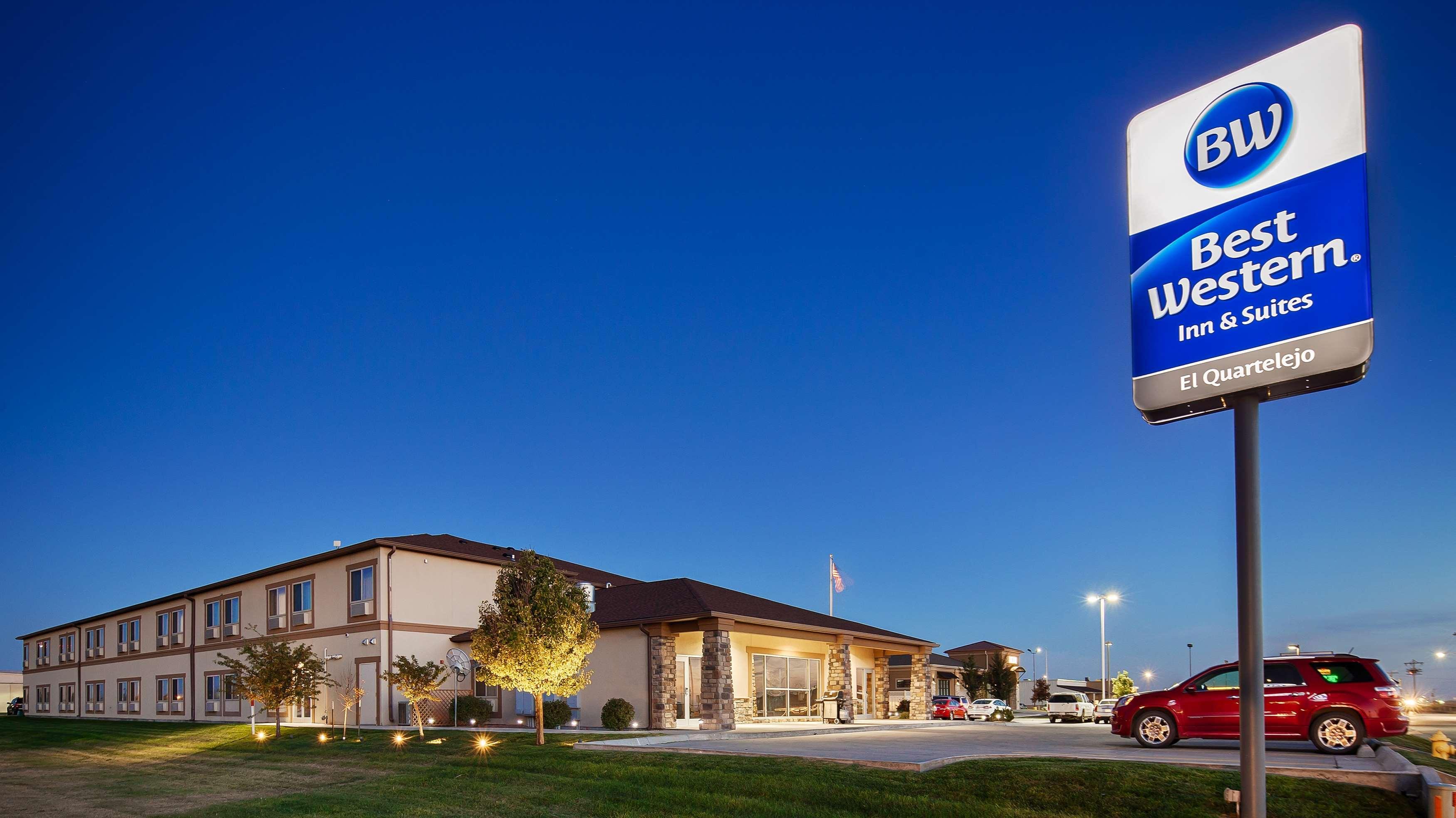 Best Western El-Quartelejo Inn & Suites Scott City Esterno foto
